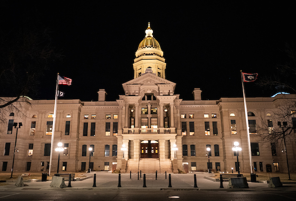 House committee passes bill making pen and paper ballots default in elections