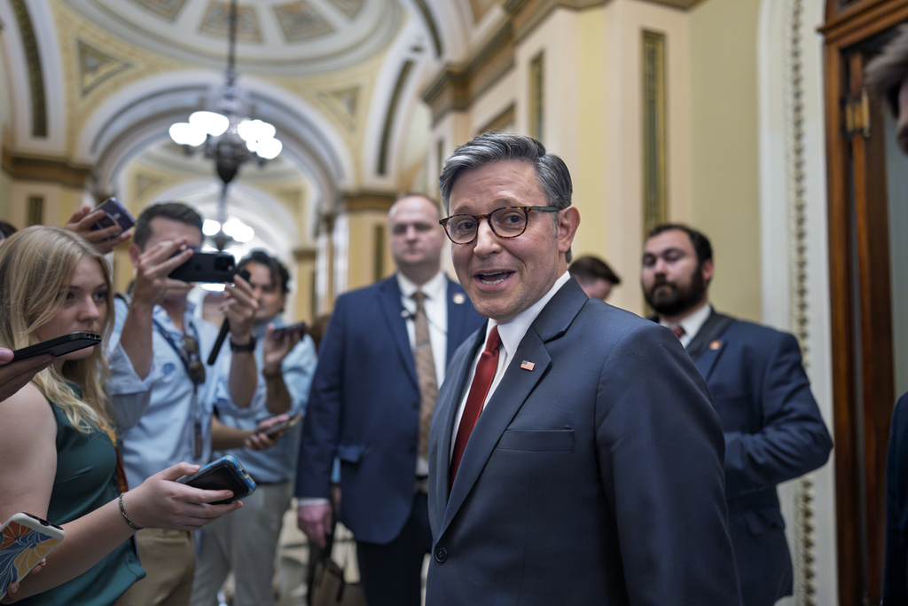 The House gives final approval to Trump’s big tax bill and sends it to him to sign