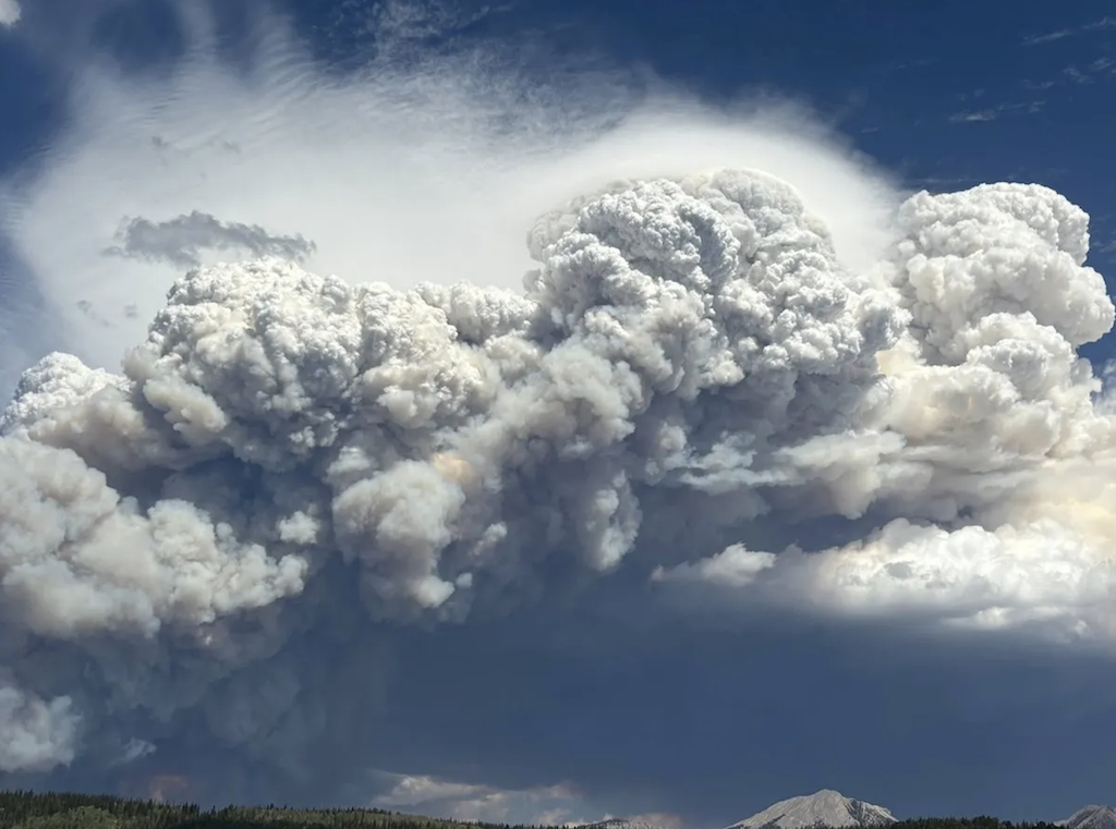 Dollar The Dollar Lake Fire is currently 13,449 acres and 8% containment.