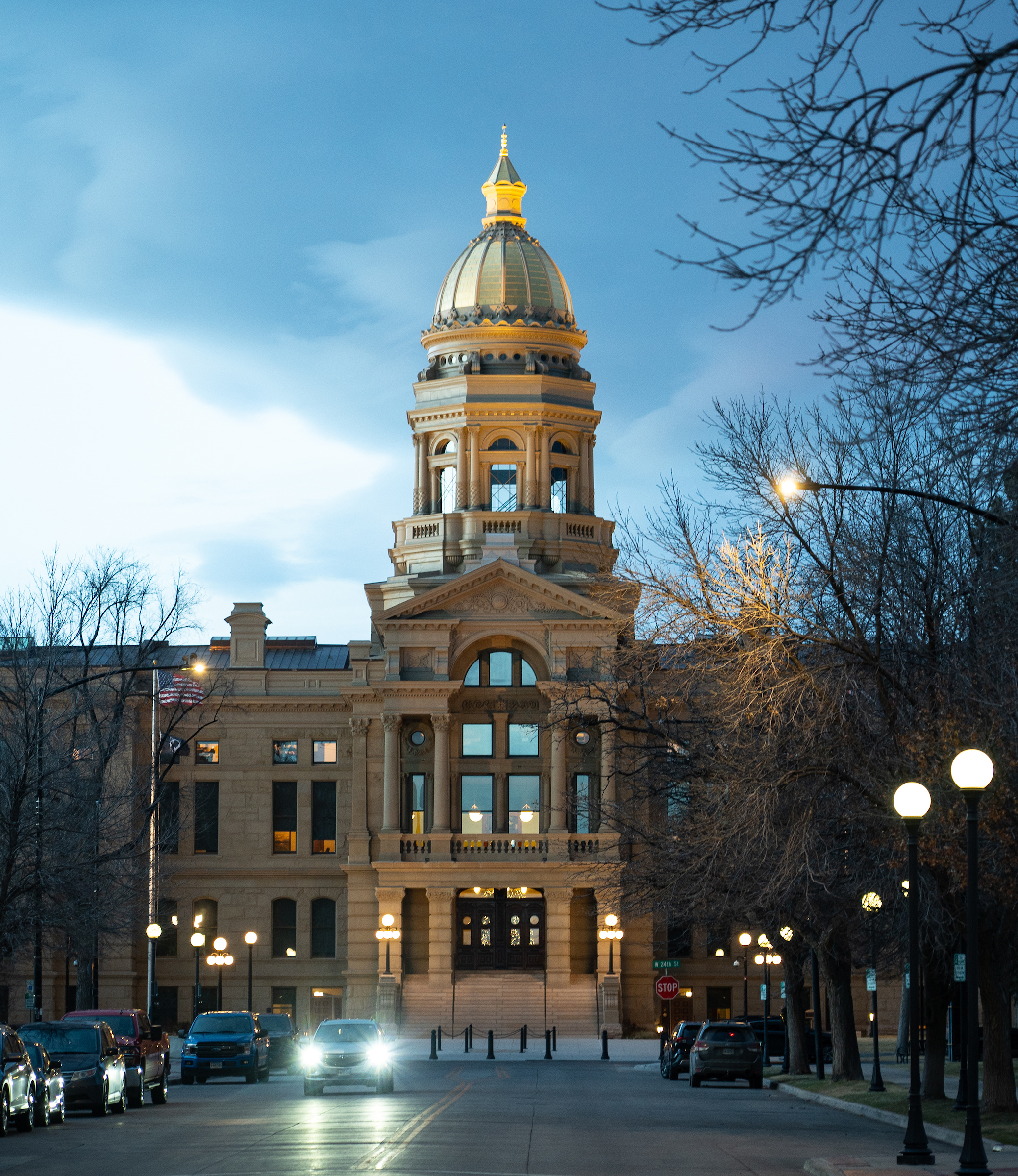 Lawmakers advance school funding recalibration