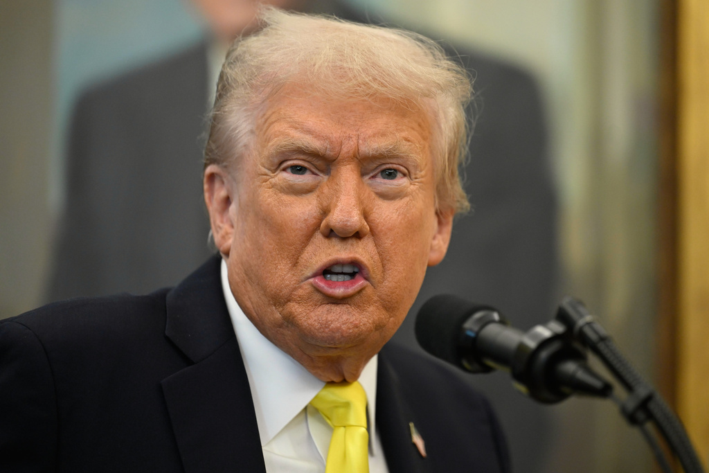 Trump warns Hamas ‘we will have no choice but to go in and kill them’ if bloodshed persists in Gaza