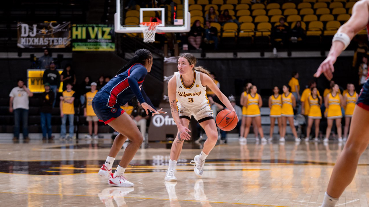 Cowgirls Drop Defensive Season Opener to Saint Mary’s