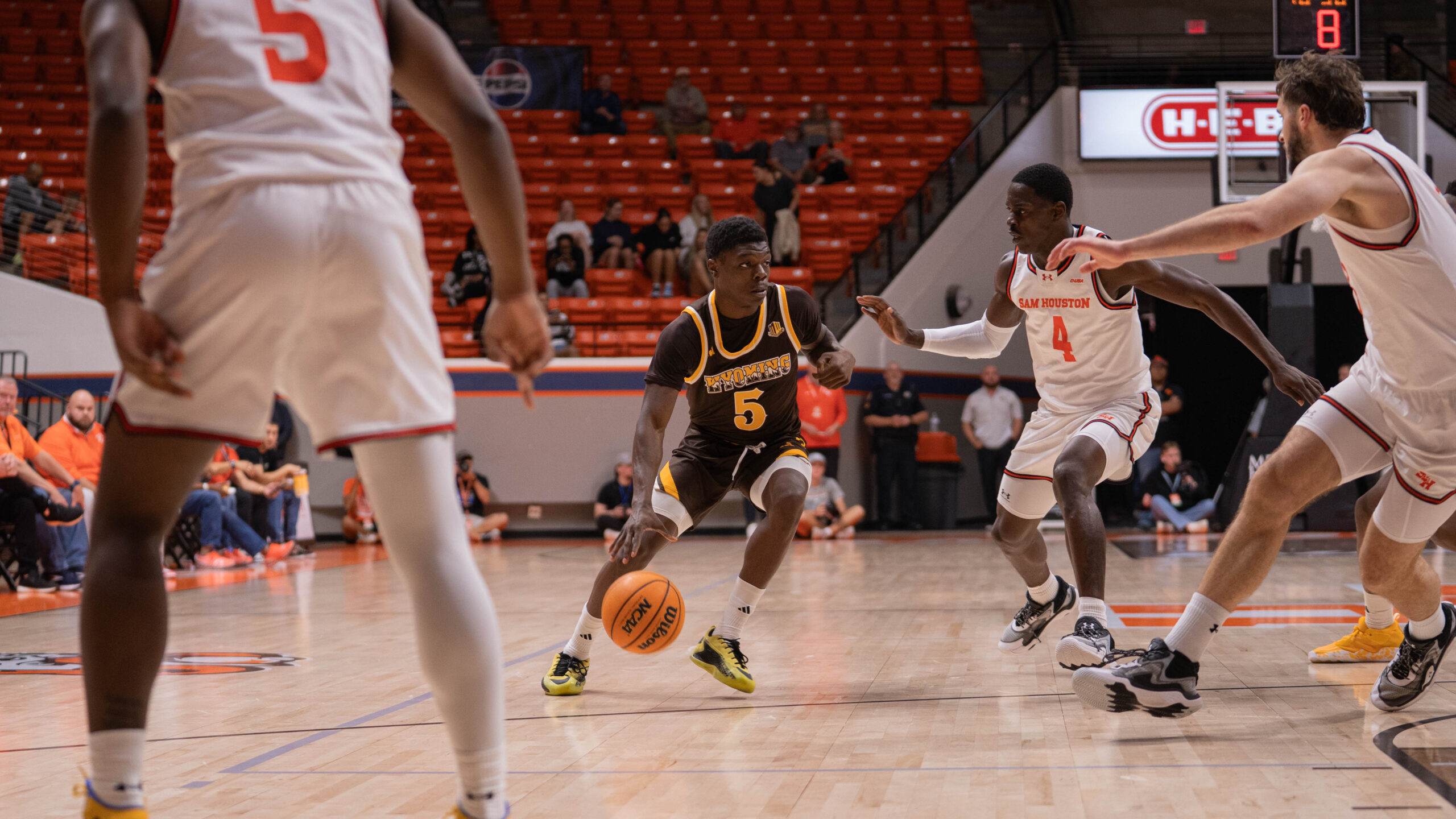 Cowboys Drop Battle at Sam Houston, 78-70