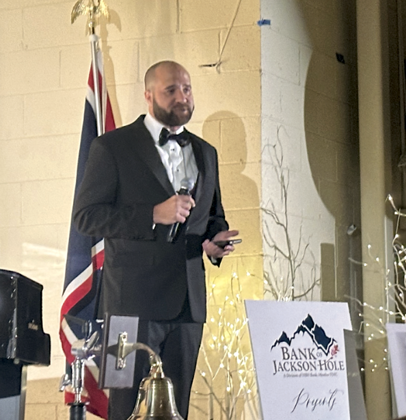 Independent Notes: With Alpine from the beginning.