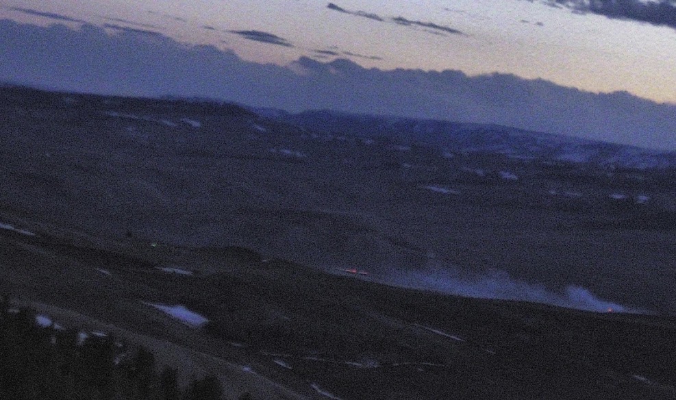 6 acre fire reported east of La Barge