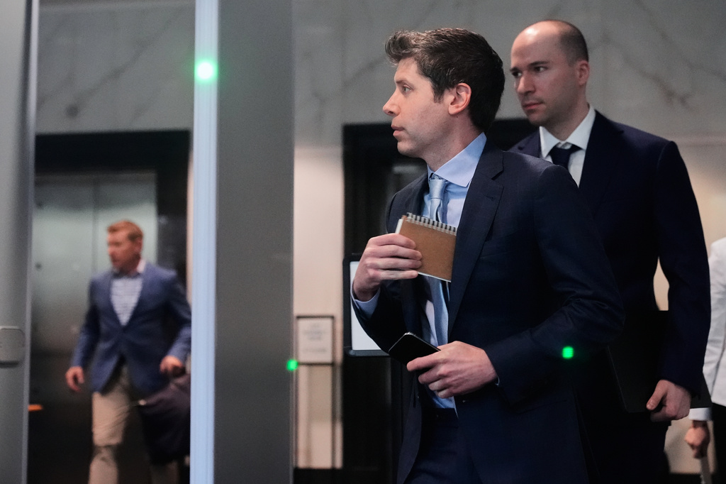 Musk, OpenAI lawyers begin closing arguments in landmark trial that could shape AI’s future