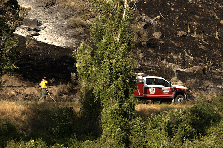 Day 4: Firefighters hold the line of Big Rock Fire; homes spared from destruction