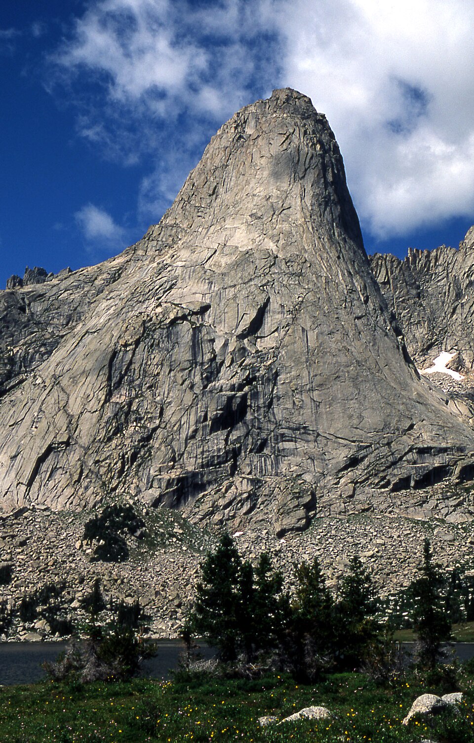 Climbers rescued after spending night on Pingora Peak